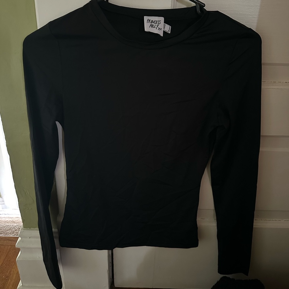 Princess Polly black slimming long sleeve tee.